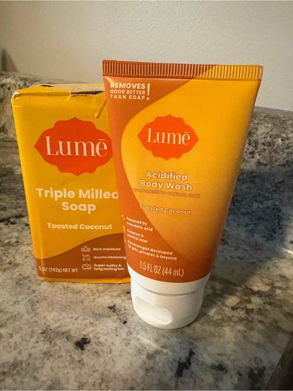 Lumē Toasted Coconut Acidified Body Wash - new/sealed